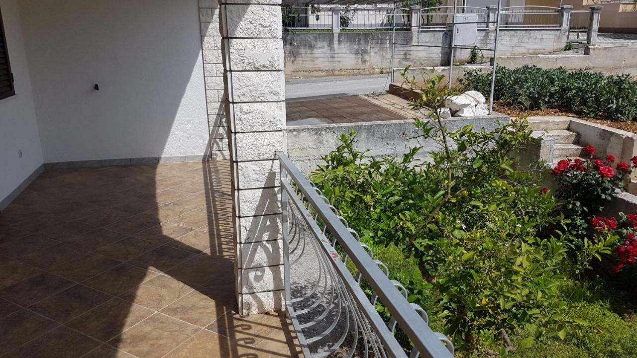 Ferienhaus Maria Villa Trogir Exterior photo